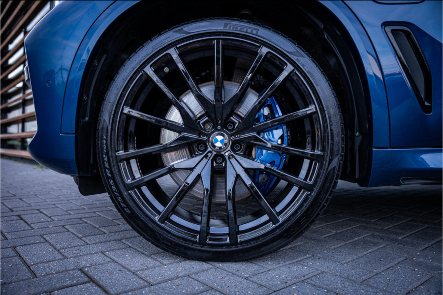 BMW X5 xDrive45e High Executive M-sport l Panorama l Luchtvering l HUD