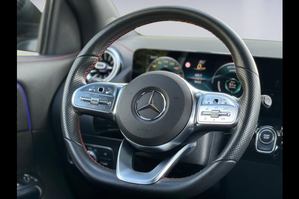 Mercedes-Benz EQA 250 AMG Line 67 kWh, electrisch bedienbare trekhaak,sfeerverlichting,vele opties, dealer onderhouden
