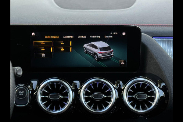 Mercedes-Benz EQA 250 AMG Line 67 kWh, electrisch bedienbare trekhaak,sfeerverlichting,vele opties, dealer onderhouden