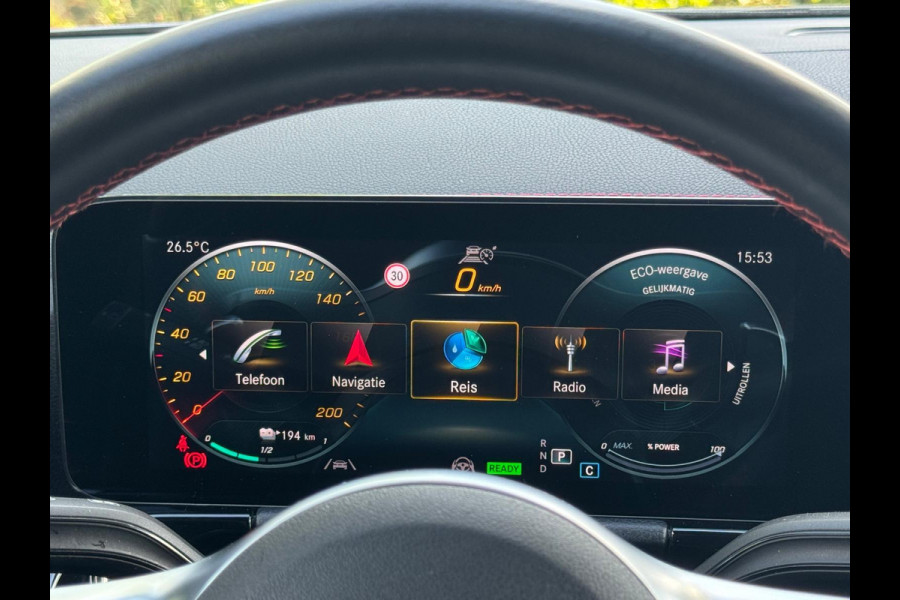 Mercedes-Benz EQA 250 AMG Line 67 kWh, electrisch bedienbare trekhaak,sfeerverlichting,vele opties, dealer onderhouden