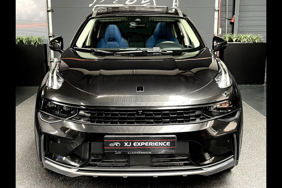Lynk & Co 01 1.5 Panoramadak / 360 cam / ACC / CarPlay / Black Edition / BTW / 261 PK