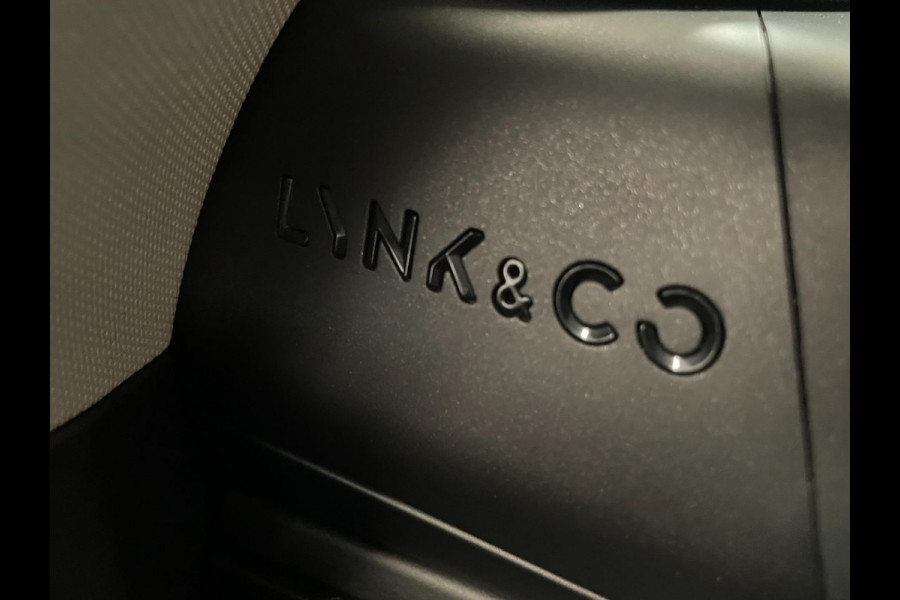 Lynk & Co 01 1.5 Panoramadak / 360 cam / ACC / CarPlay / Black Edition / BTW / 261 PK