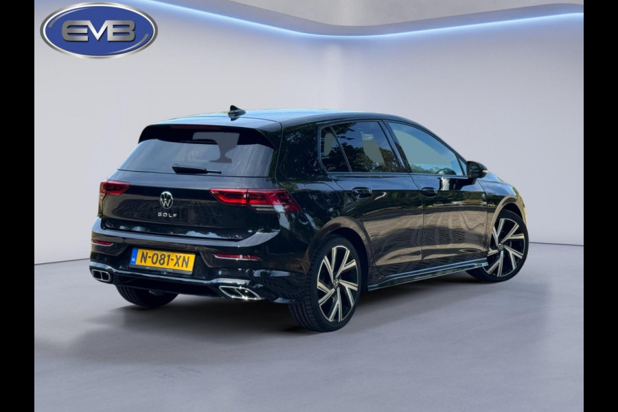 Volkswagen Golf 1.5 TSI R-Line interieur en extrieur, vele opties, achteruitrijcamera, NL auto met nationale auto pas