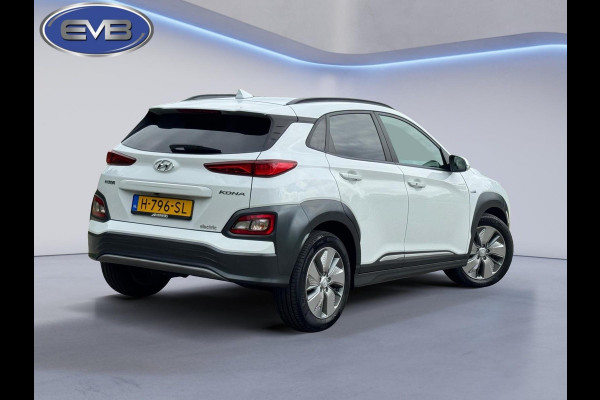 Hyundai Kona EV Premium 64 kWh, 31000 km, parelmoer, achteruitrijcamera, vele opties, leder,NL auto met nap