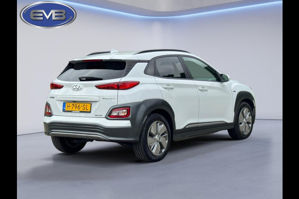 Hyundai Kona EV Premium 64 kWh, 31000 km, parelmoer, achteruitrijcamera, vele opties, leder,NL auto met nap