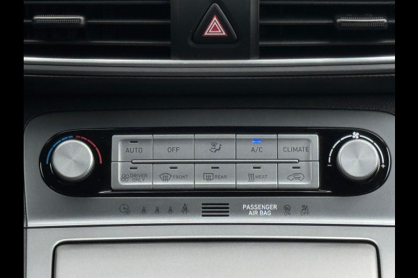 Hyundai Kona EV Premium 64 kWh, 31000 km, parelmoer, achteruitrijcamera, vele opties, leder,NL auto met nap
