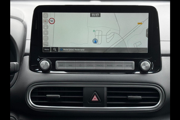 Hyundai Kona EV Premium 64 kWh, 31000 km, parelmoer, achteruitrijcamera, vele opties, leder,NL auto met nap