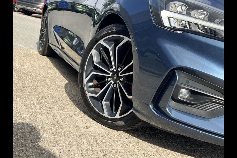 Ford Focus 1.0 EcoBoost ST Line Business | Winter Pack | Trekhaak | Adaptive cruise control | Full LED  | 18 inch | Camera | Bang&Olufsen