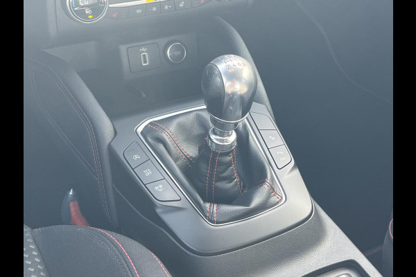 Ford Focus 1.0 EcoBoost ST Line Business | Winter Pack | Trekhaak | Adaptive cruise control | Full LED  | 18 inch | Camera | Bang&Olufsen