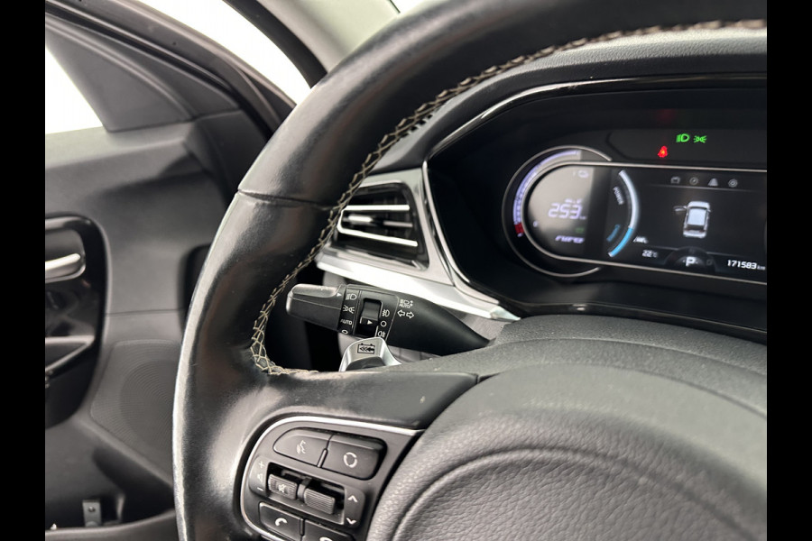 Kia e-Niro DynamicPlusLine 64 kWh { SOH-100% } (INCL-BTW) Aut.*PANO | LEATHER-FABRIC | FULL-LED | NAVI-FULLMAP | DAB+ | ADAPT.CRUISE | CAMERA | HEATED-COMFORTSEATS | KEYLESS | DIGI-COCKPIT | SHIFT-PADDLES | CARPLAY | LANE-ASSIST | 17"ALU*