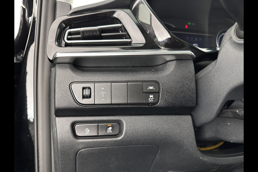 Kia e-Niro DynamicPlusLine 64 kWh { SOH-100% } (INCL-BTW) Aut.*PANO | LEATHER-FABRIC | FULL-LED | NAVI-FULLMAP | DAB+ | ADAPT.CRUISE | CAMERA | HEATED-COMFORTSEATS | KEYLESS | DIGI-COCKPIT | SHIFT-PADDLES | CARPLAY | LANE-ASSIST | 17"ALU*