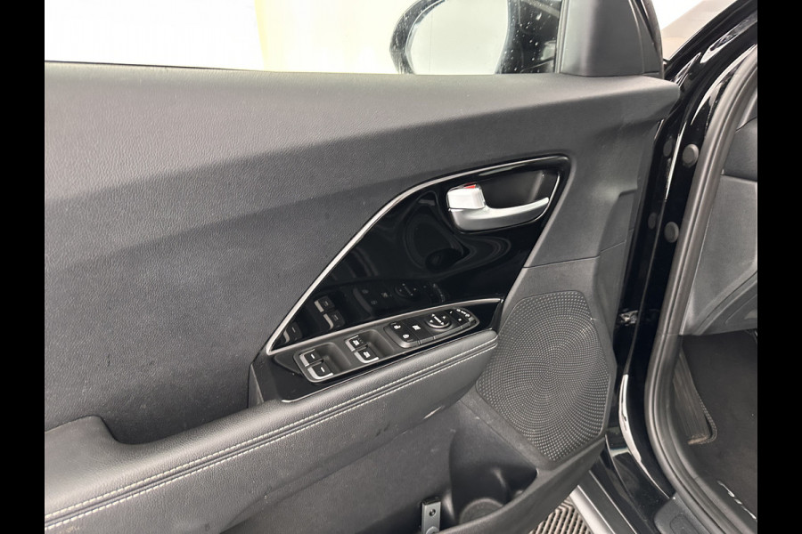 Kia e-Niro DynamicPlusLine 64 kWh { SOH-100% } (INCL-BTW) Aut.*PANO | LEATHER-FABRIC | FULL-LED | NAVI-FULLMAP | DAB+ | ADAPT.CRUISE | CAMERA | HEATED-COMFORTSEATS | KEYLESS | DIGI-COCKPIT | SHIFT-PADDLES | CARPLAY | LANE-ASSIST | 17"ALU*