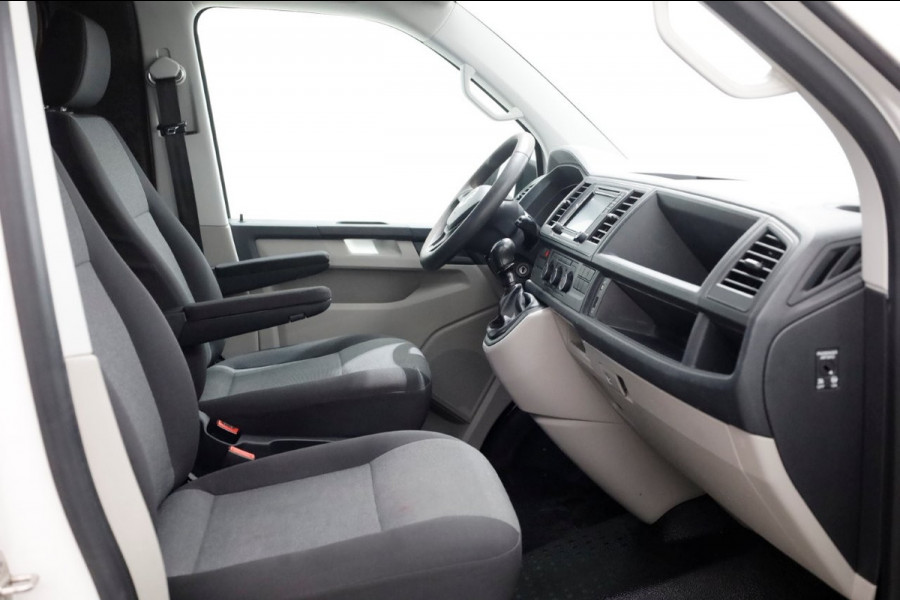 Volkswagen Transporter 2.0 TSI 150pk Benzine L2H3 Trendline Airco/Camera/Camper? BPM-VRIJ 03-2019
