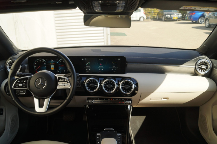 Mercedes-Benz CLA-Klasse Shooting Brake 180d Business Solution Luxury -CRUISE-NAVI-CAMERA-LEER-