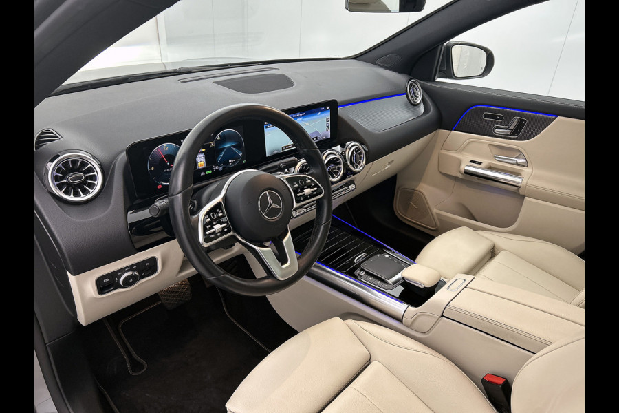 Mercedes-Benz GLA 250 e Business Solution Luxury Limited | Panoramadak | Trekhaak | Navigatie | Alarm | Parking support | Elect bed. voorstoelen met memory | Inclusief 24 maanden MB Certified garantie voor Europa.