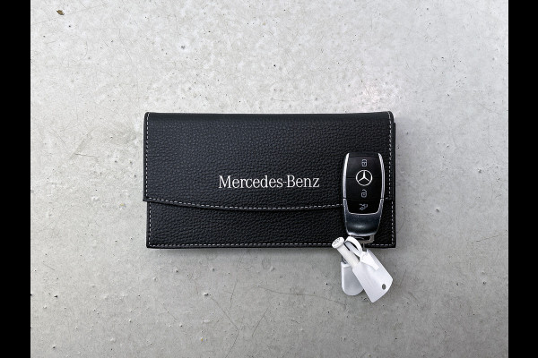 Mercedes-Benz GLA 250 e Business Solution Luxury Limited | Panoramadak | Trekhaak | Navigatie | Alarm | Parking support | Elect bed. voorstoelen met memory | Inclusief 24 maanden MB Certified garantie voor Europa.