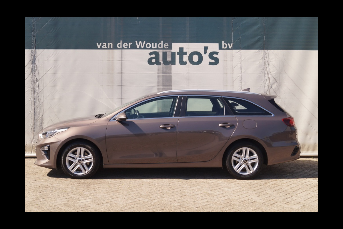 Kia Ceed Sportswagon 1.0 T-GDi DynamicLine -CRUISE-CARPLAY-NAVI-LANE- Kia Ceed Sportswagon 1.0 T-GDi DynamicLine -CRUISE-CARPLAY-NAVI-LANE-