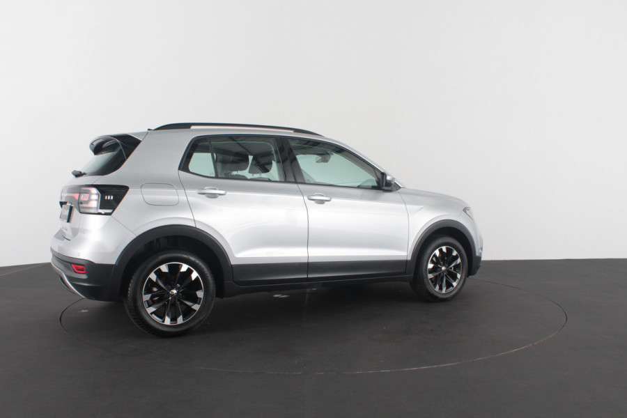 Volkswagen T-Cross 1.0 TSI 110pk Life > Automaat/Camera/Navi/parkeersensoren/All season banden | 0260 |