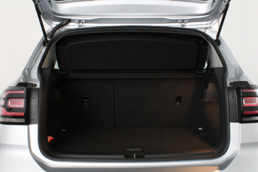 Volkswagen T-Cross 1.0 TSI 110pk Life > Automaat/Camera/Navi/parkeersensoren/All season banden | 0260 |