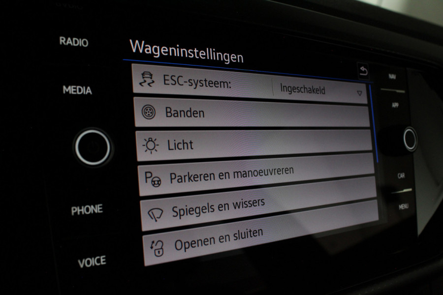 Volkswagen T-Cross 1.0 TSI 110pk Life > Automaat/Camera/Navi/parkeersensoren/All season banden | 0260 |