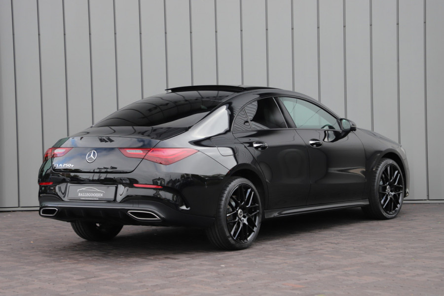 Mercedes-Benz CLA-Klasse 250e AMG | 218PK | Pano | Keyles-go | Sfeerverlichting | Burmester | Distronic | Leder | Led | 2023.