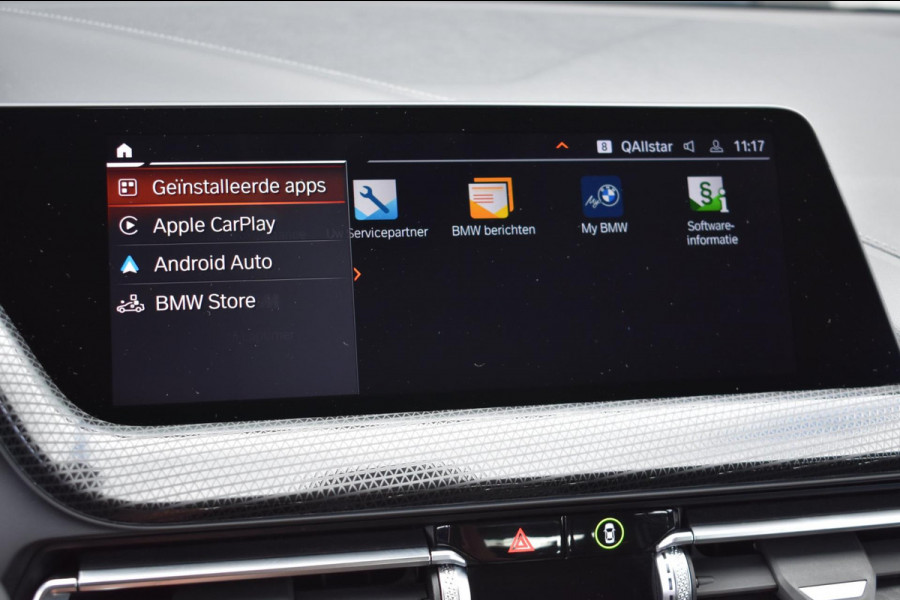 BMW 1-serie 118i Sport line | STOELVERWARMING | APPLE CARPLAY | ANDROID AUTO | NAP | SFEERVERLICHTING