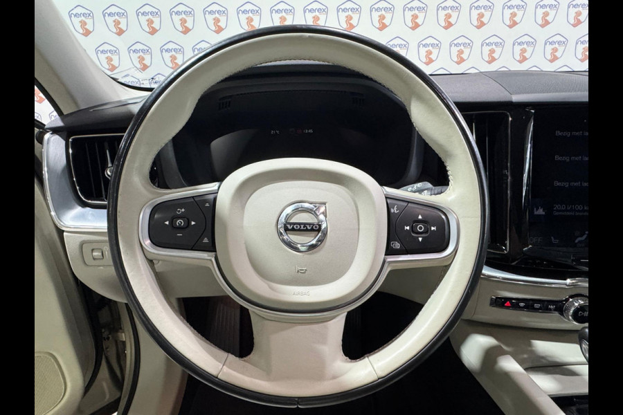 Volvo XC60 2.0 T5 Momentum | Pano | Camera | Dodehoek | ACC | Memory