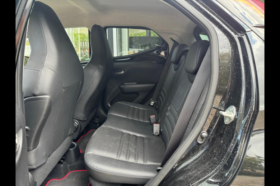 Toyota Aygo 1.0 VVT-i x-clusiv / Lederen bekleding / Climate Controle / Handsfree/ Carplay
