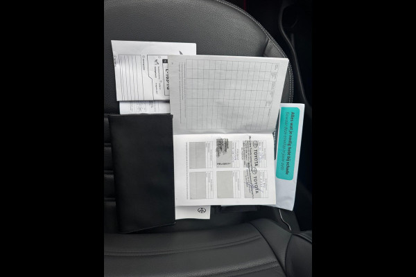 Toyota Aygo 1.0 VVT-i x-clusiv / Lederen bekleding / Climate Controle / Handsfree/ Carplay