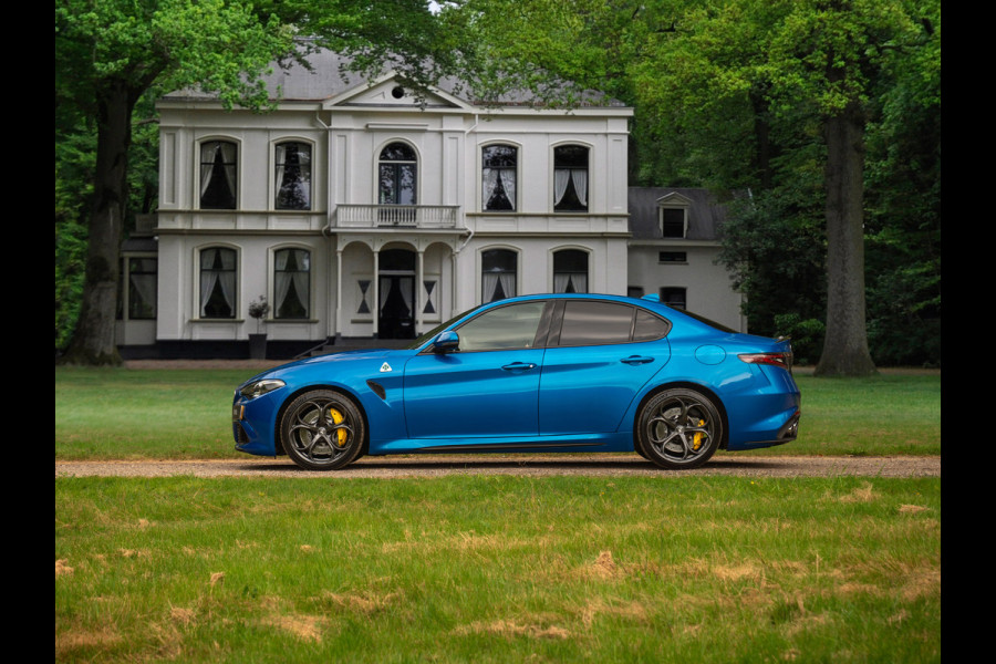 Alfa Romeo Giulia 2.9 V6 Quadrifoglio | Adapt. cruise | Blu Misano | Prins onderhouden