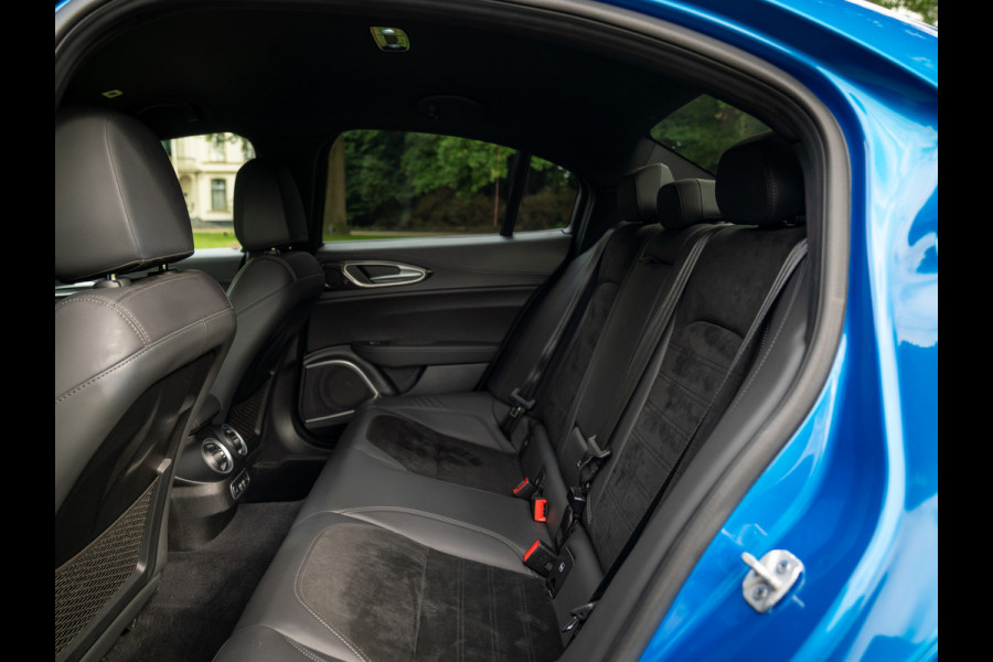 Alfa Romeo Giulia 2.9 V6 Quadrifoglio | Adapt. cruise | Blu Misano | Prins onderhouden