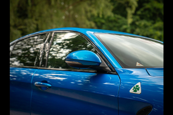 Alfa Romeo Giulia 2.9 V6 Quadrifoglio | Adapt. cruise | Blu Misano | Prins onderhouden
