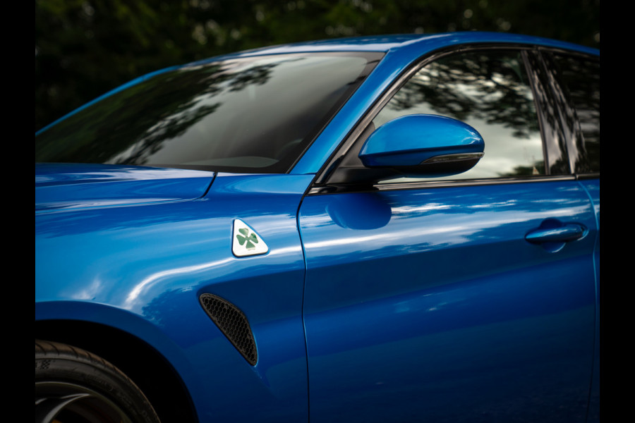 Alfa Romeo Giulia 2.9 V6 Quadrifoglio | Adapt. cruise | Blu Misano | Prins onderhouden