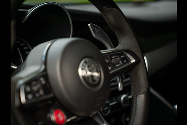 Alfa Romeo Giulia 2.9 V6 Quadrifoglio | Adapt. cruise | Blu Misano | Prins onderhouden