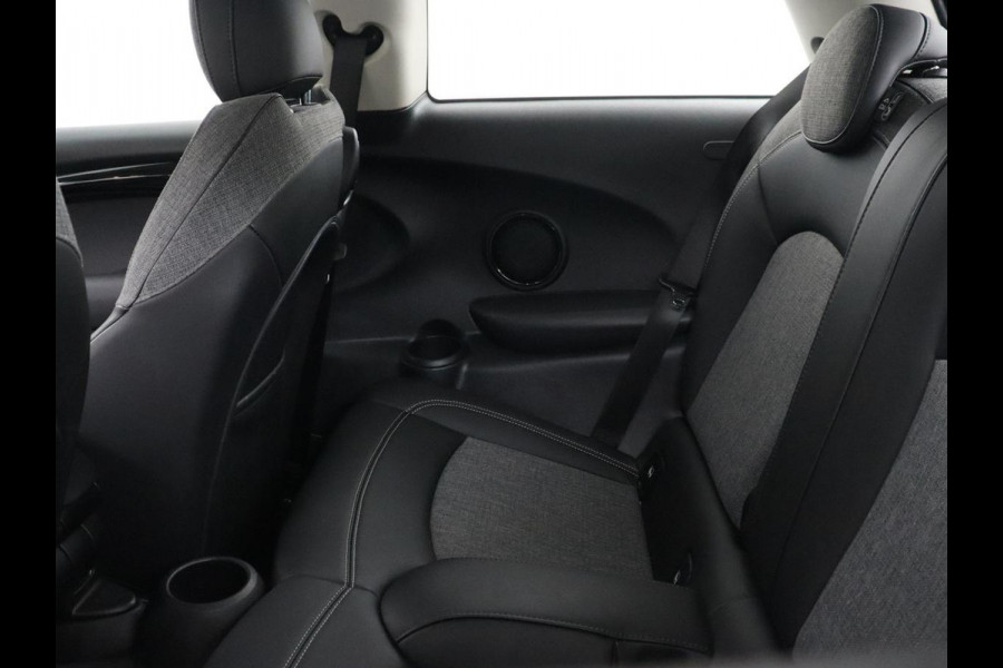 MINI One 1.5 Business Edition | Carplay | Full LED | Navigatie | Climate control | Parkeerhulp | Half leder | Bluetooth