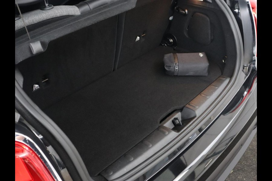 MINI One 1.5 Business Edition | Carplay | Full LED | Navigatie | Climate control | Parkeerhulp | Half leder | Bluetooth