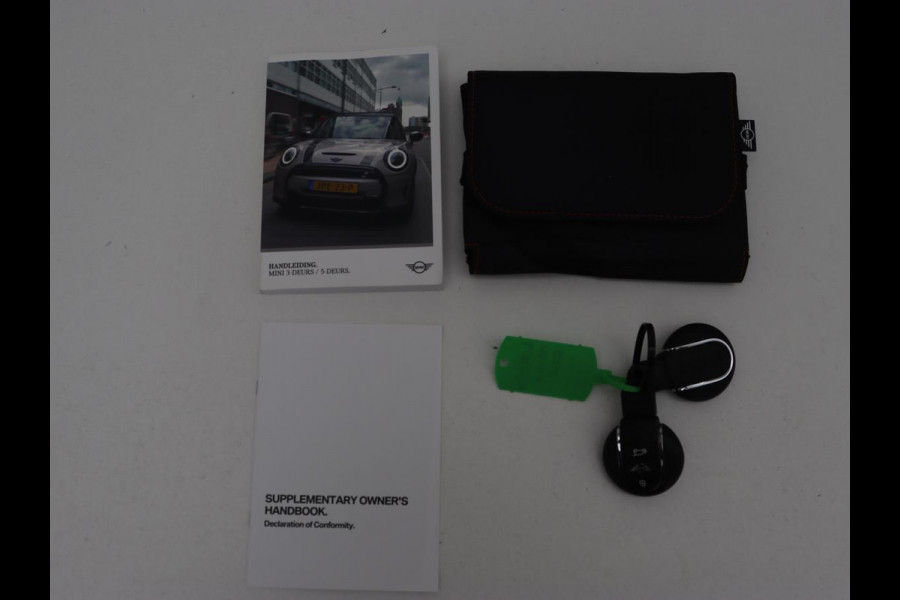 MINI One 1.5 Business Edition | Carplay | Full LED | Navigatie | Climate control | Parkeerhulp | Half leder | Bluetooth