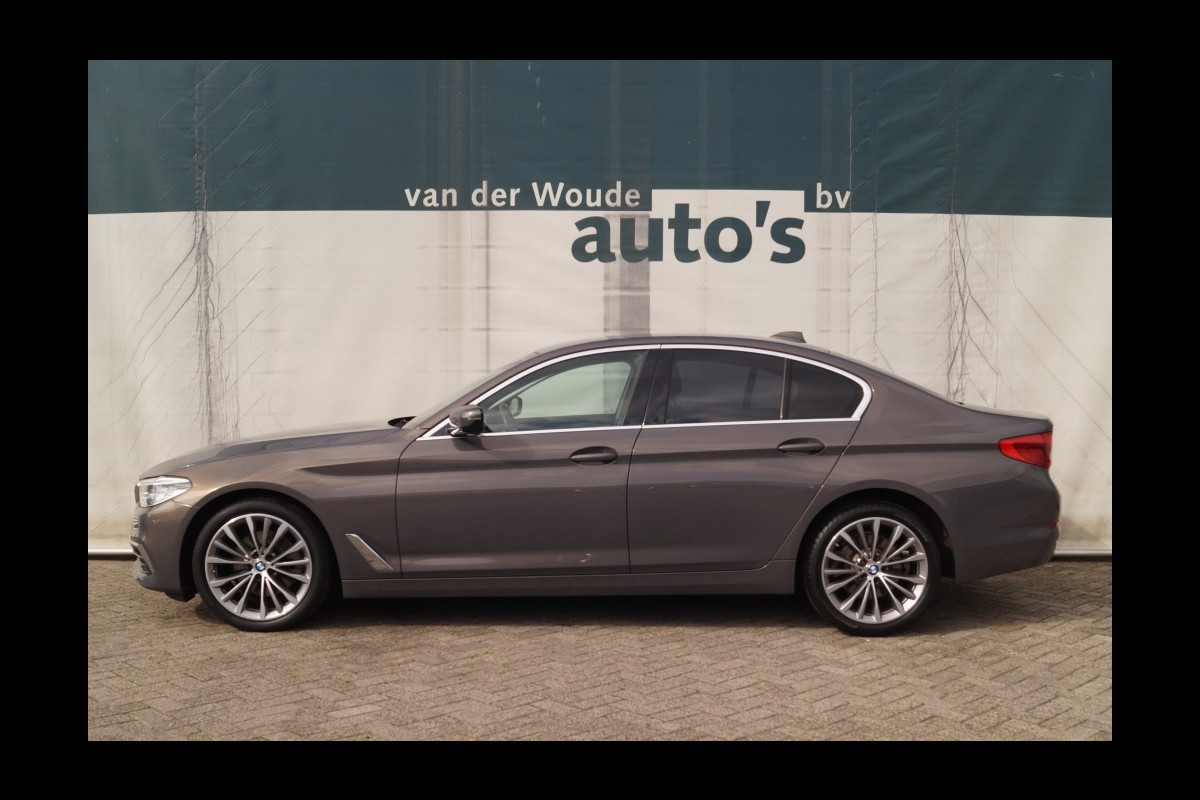 BMW 5 Serie 520i High Executive Edition BMW 5 Serie 520i High Executive Edition