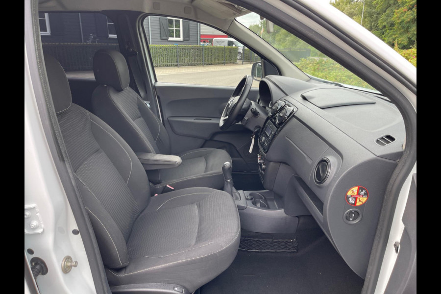 Dacia Lodgy 1.6 MPi AIRCO 7-PERSOONS TREKHAAK
