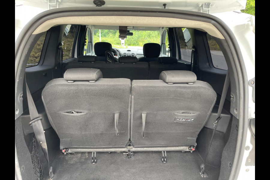 Dacia Lodgy 1.6 MPi AIRCO 7-PERSOONS TREKHAAK