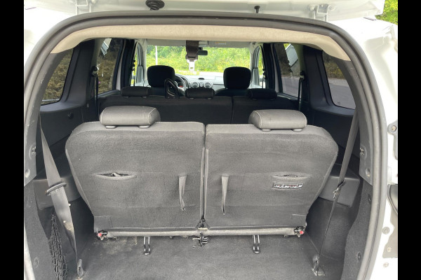 Dacia Lodgy 1.6 MPi AIRCO 7-PERSOONS TREKHAAK
