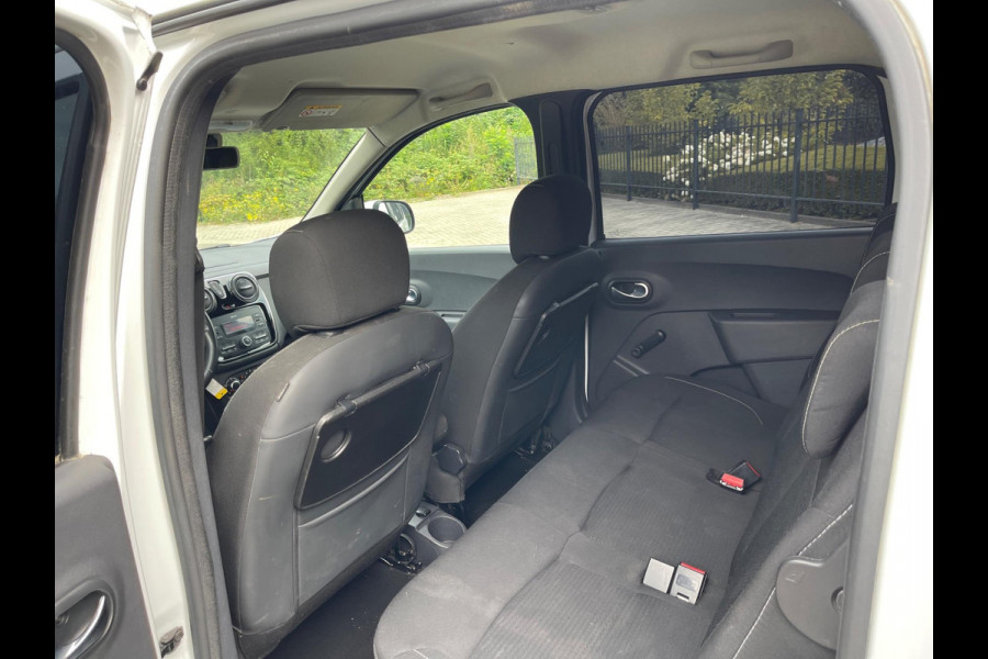 Dacia Lodgy 1.6 MPi AIRCO 7-PERSOONS TREKHAAK
