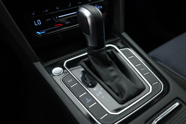 Volkswagen Passat Variant 1.4 TSI PHEV GTE Business |Adaptive|Carplay|Camera|