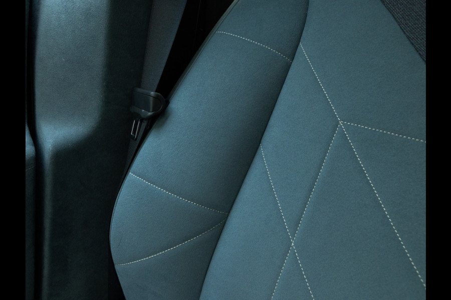 BMW iX xDrive40 - Sportpakket - Pano - Trekhaak - Soft Close - Driving Ass Prof - Lasers