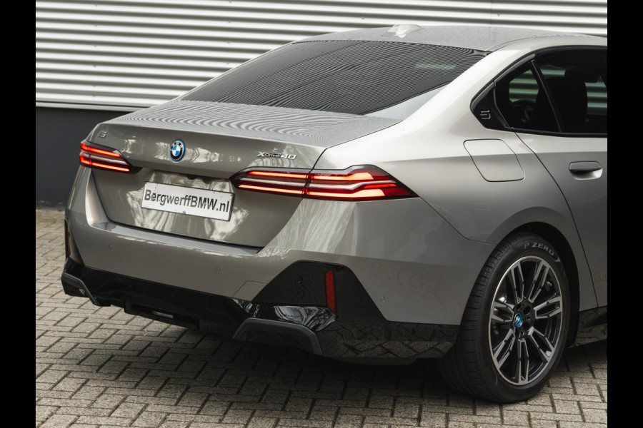 BMW i5 xDrive40 M-Sport - Onderstel Prof - Trekhaak - Bowers & Wilkins - Driving Ass Prof
