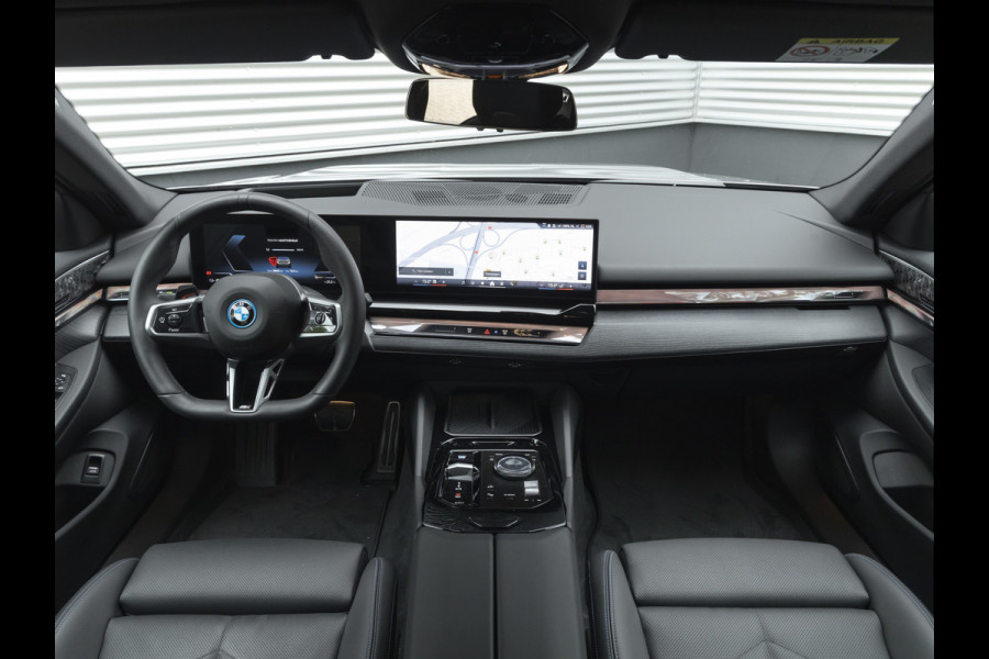 BMW i5 xDrive40 M-Sport - Onderstel Prof - Trekhaak - Bowers & Wilkins - Driving Ass Prof