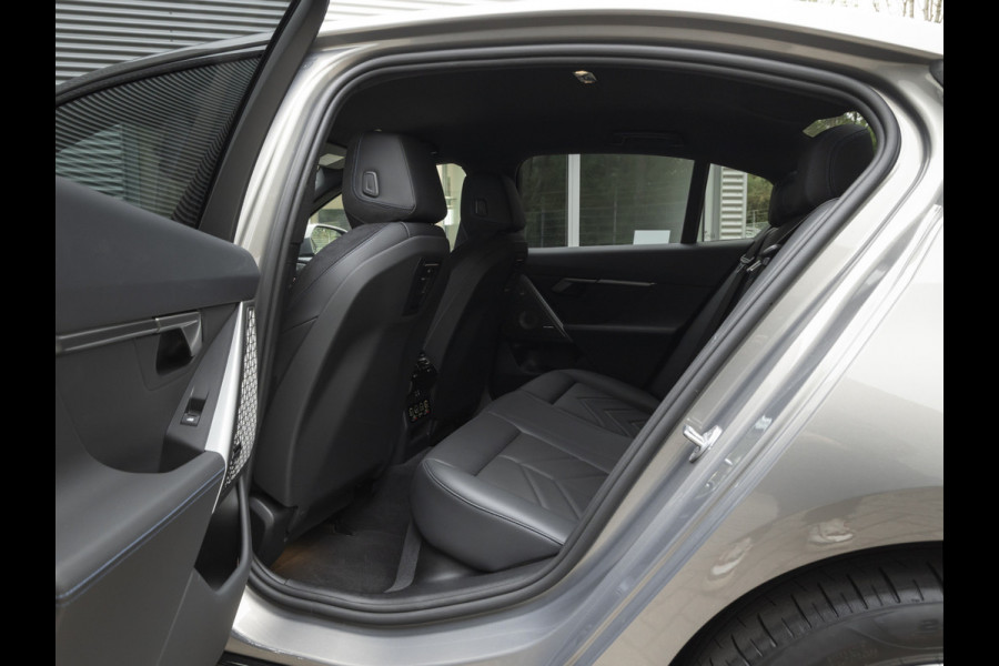 BMW i5 xDrive40 M-Sport - Onderstel Prof - Trekhaak - Bowers & Wilkins - Driving Ass Prof