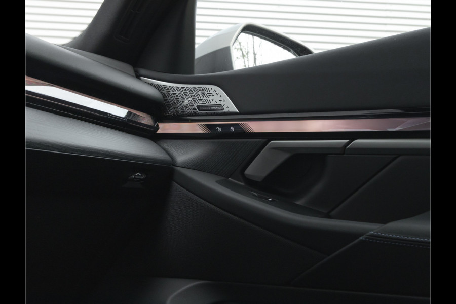 BMW i5 xDrive40 M-Sport - Onderstel Prof - Trekhaak - Bowers & Wilkins - Driving Ass Prof