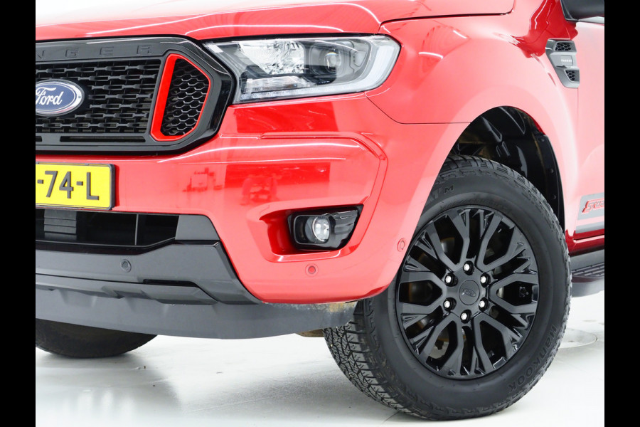 Ford Ranger 2.0 EcoBlue Wildtrak Supercab 4x4 | Trekhaak | Adaptive Cruise | Keyless | Camera | Treeplanken | Carplay