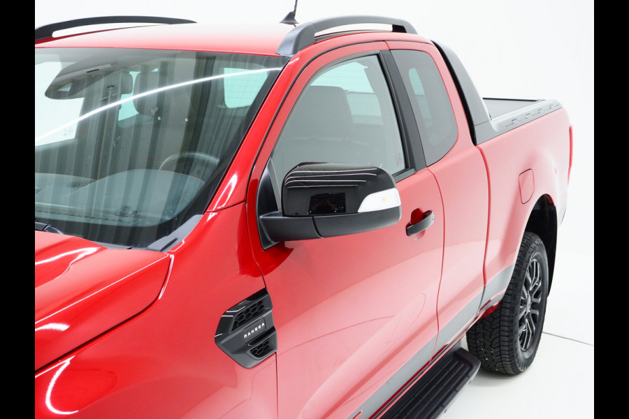 Ford Ranger 2.0 EcoBlue Wildtrak Supercab 4x4 | Trekhaak | Adaptive Cruise | Keyless | Camera | Treeplanken | Carplay